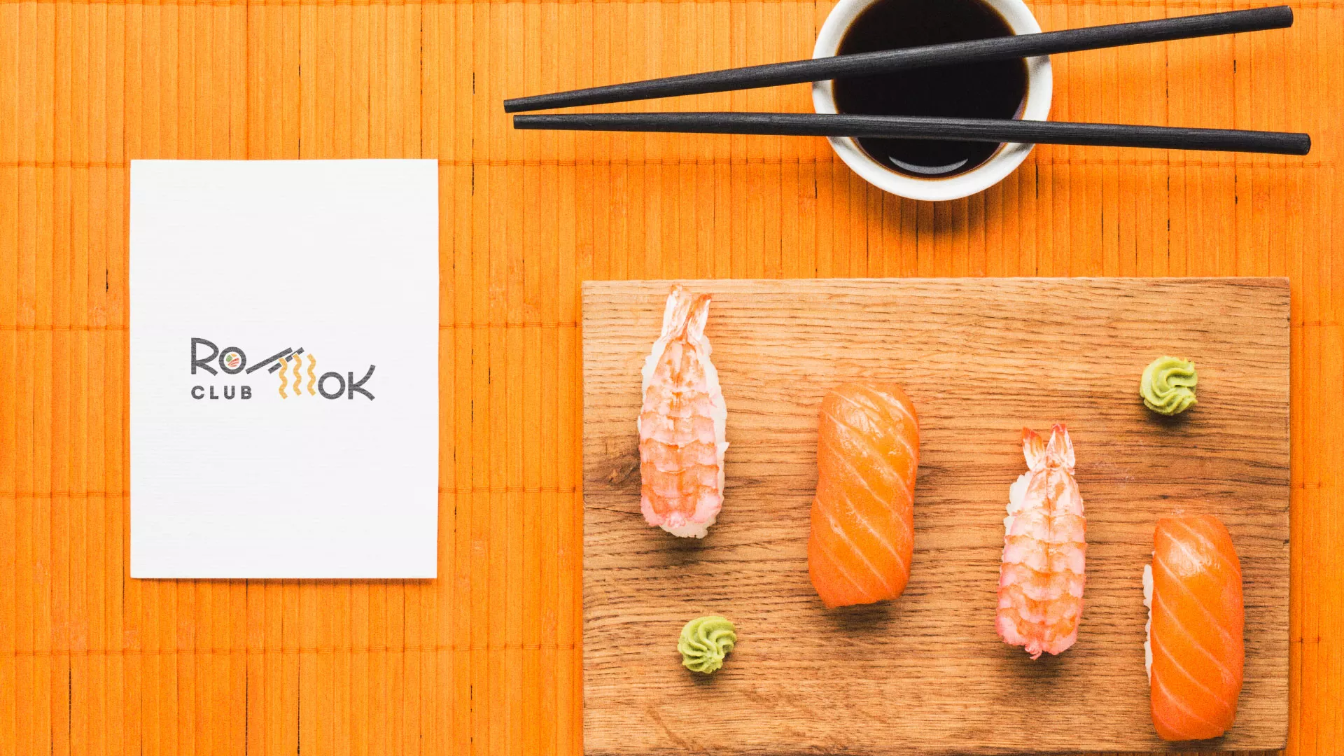 Создание логотипа суши-бара «Roll Wok Club» в Коммунаре